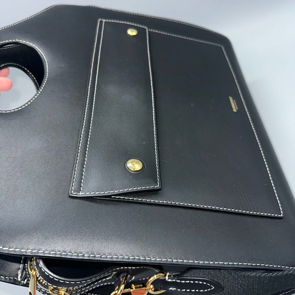 Burberry Pocket Tote Topstitched Leather Medium